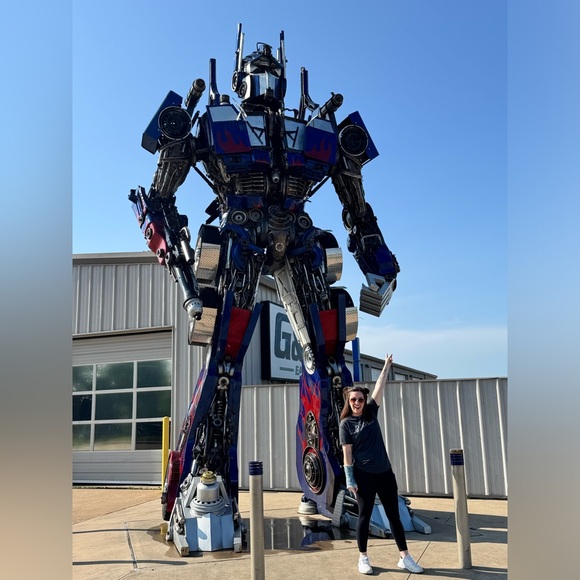 Meet your Posher, Cindi - Picture 1 of 1